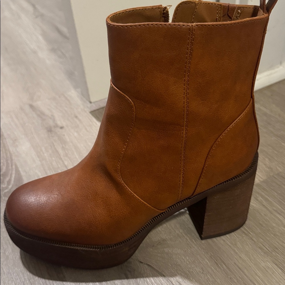 Zodiac Tan Heeled Boots